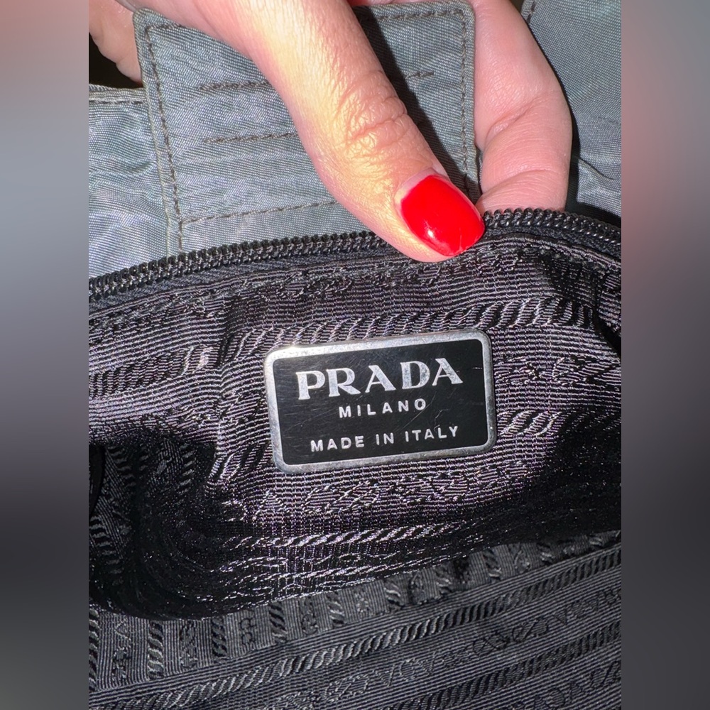 Prada Tessuto asimet nylon vintage shoulder bag - Picture 2 of 11